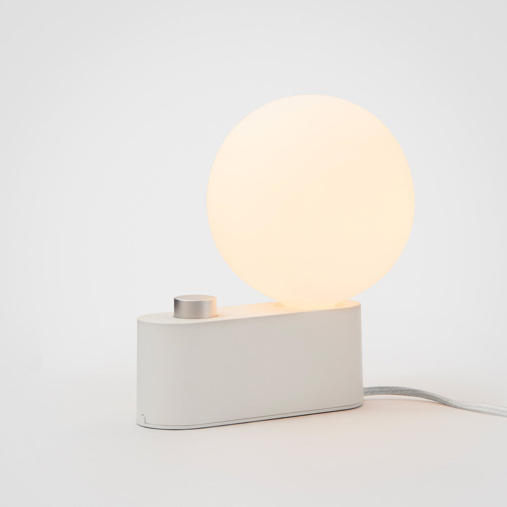 Lampe multi-usages en alumine couleur craie