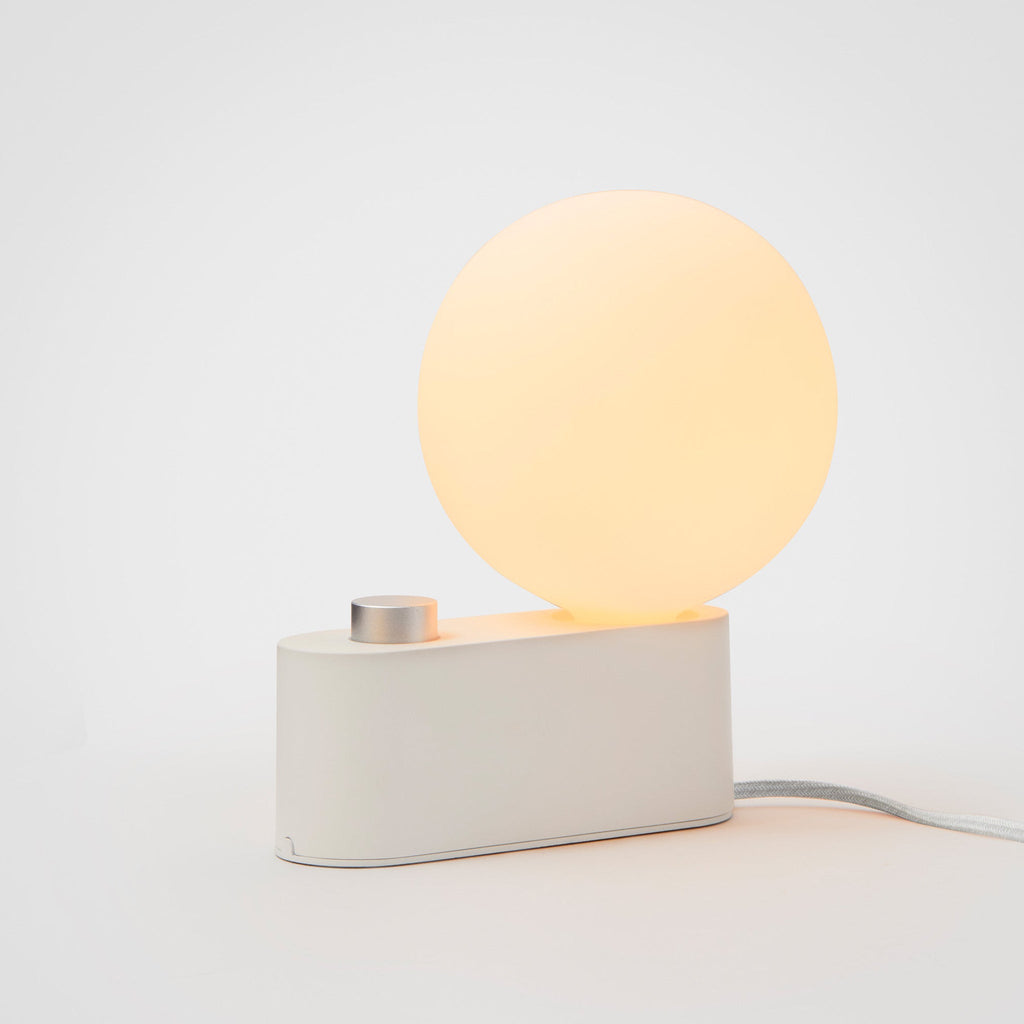 Lampe multi-usages en alumine couleur craie