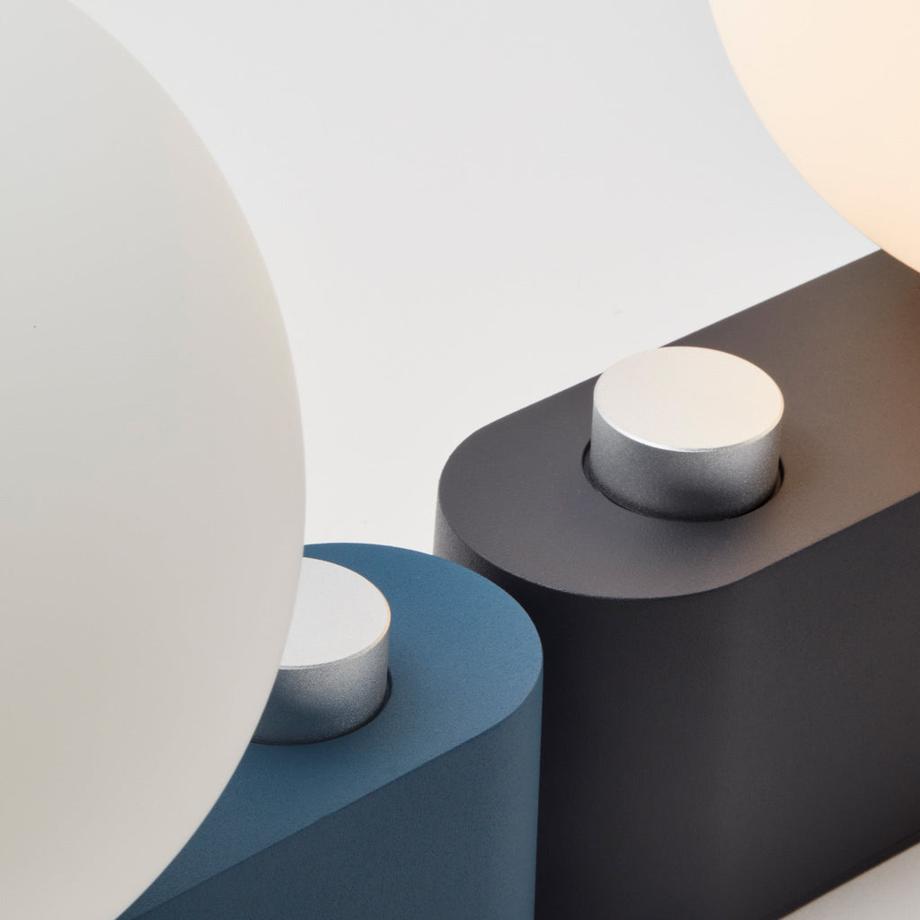 Lampe multi-usages en alumine couleur anthracite