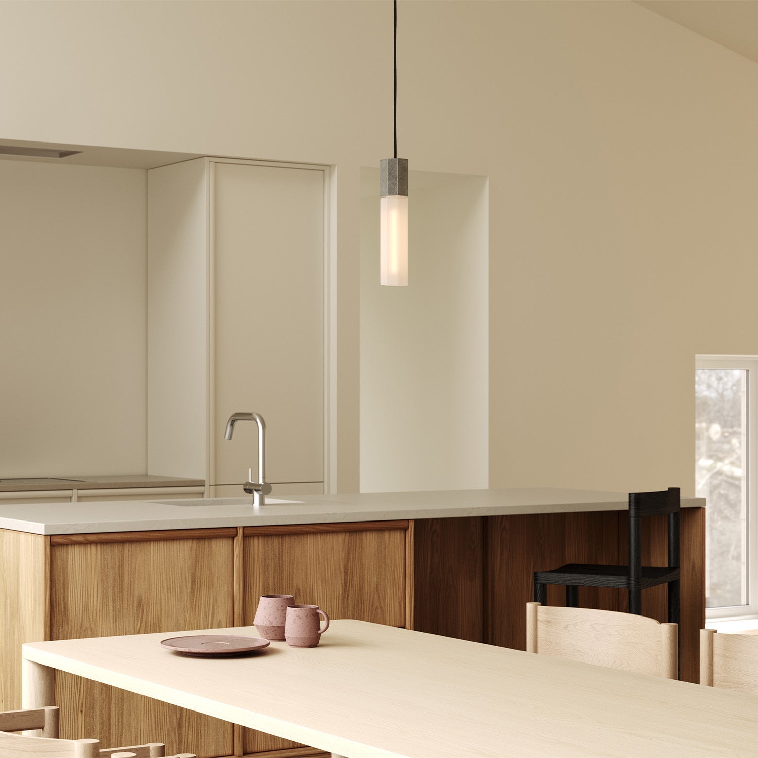 Pendentif simple en basalte et acier inoxydable