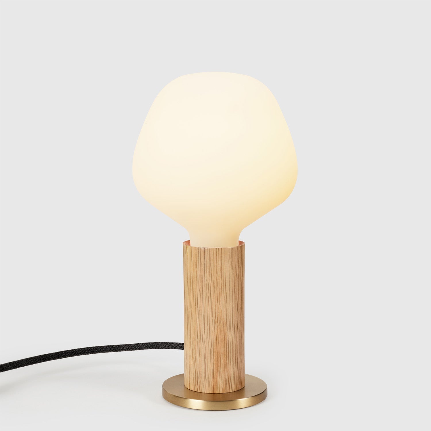 Lampe de table Knuckle en chêne + Enno