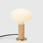 Lampe de table Knuckle en chêne + ovale