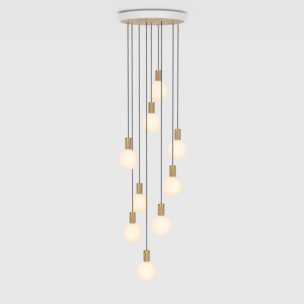 Neuf pendentifs en chêne + Sphère IV