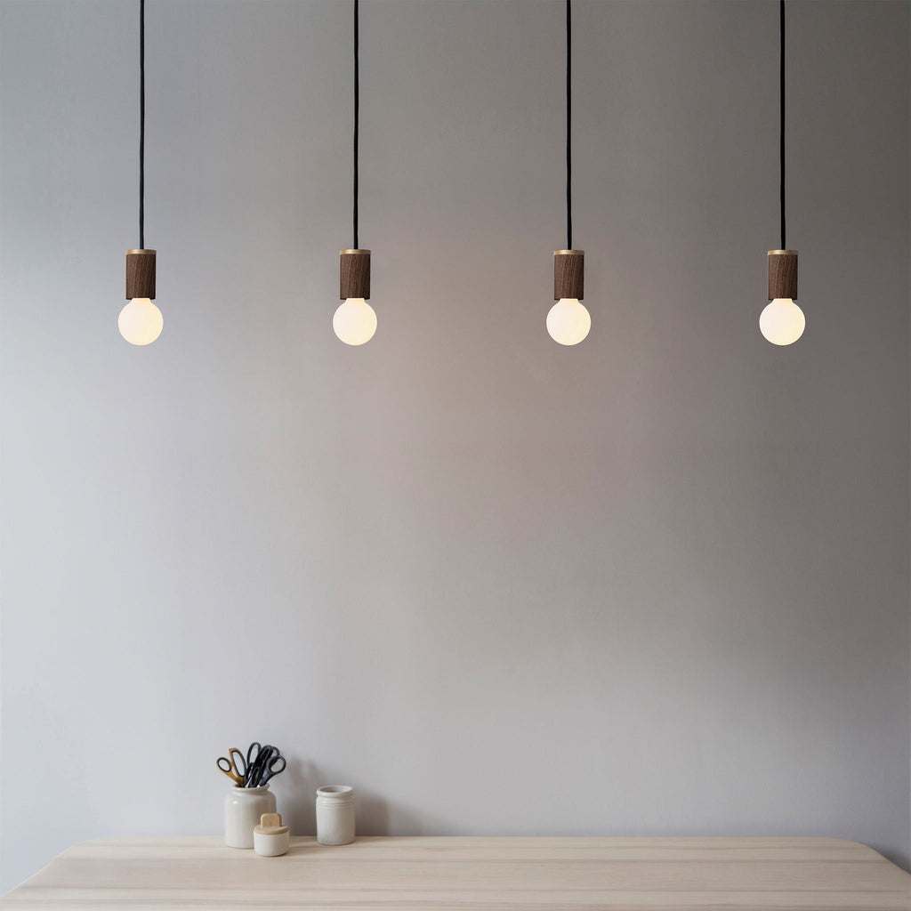 Suspension Porcelain II en noyer