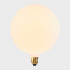 Cinq pendentifs en graphite + sphère V