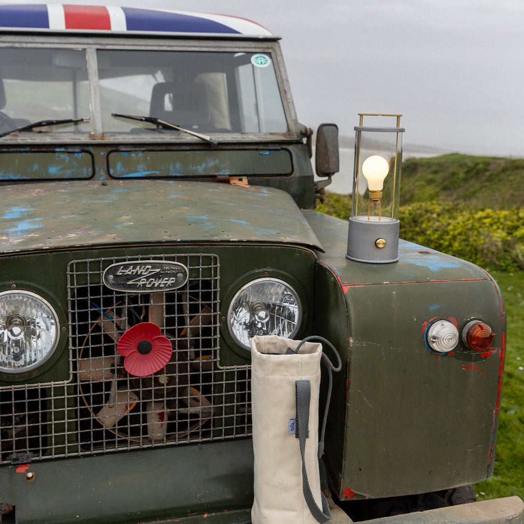 Ensemble lampe portable Rugged Muse en aluminium brut