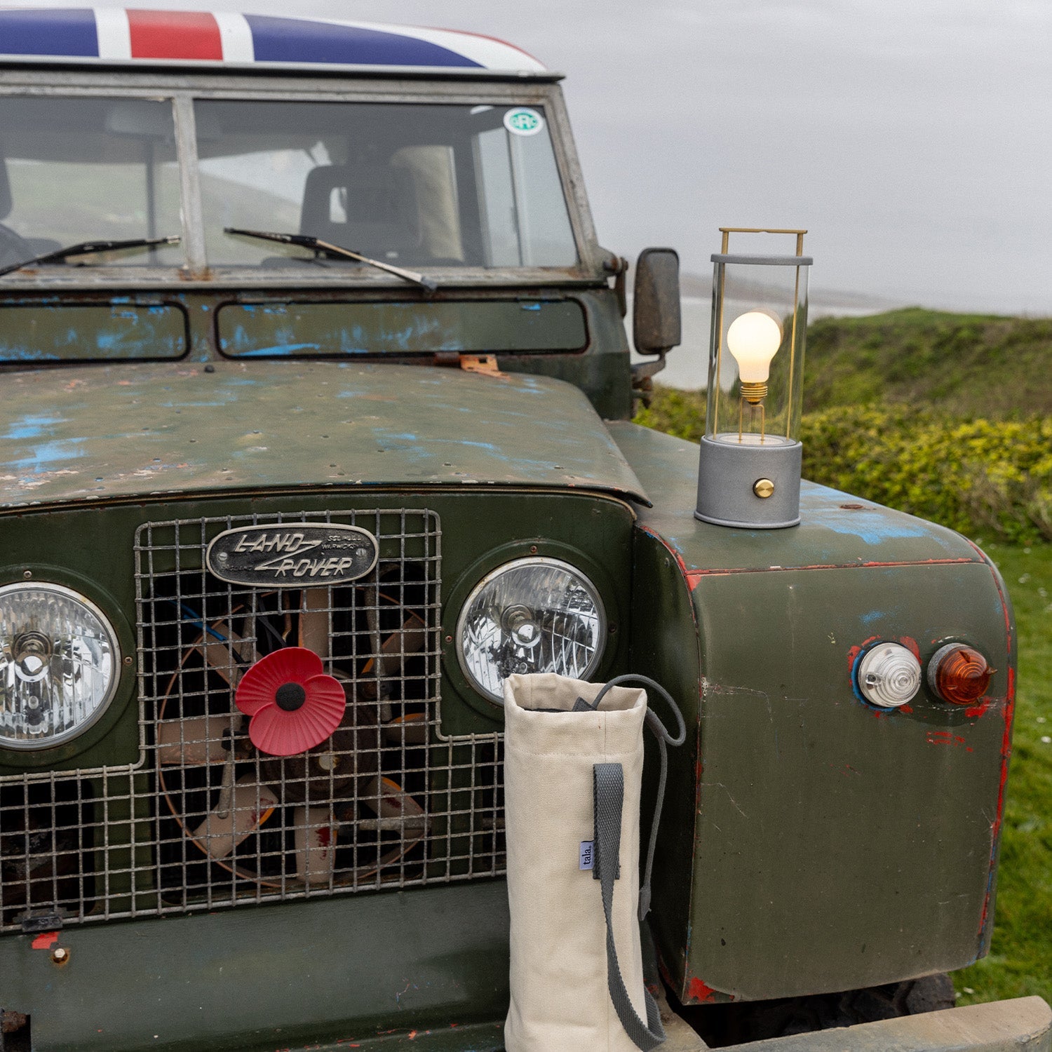 Ensemble lampe portable Rugged Muse en aluminium brut