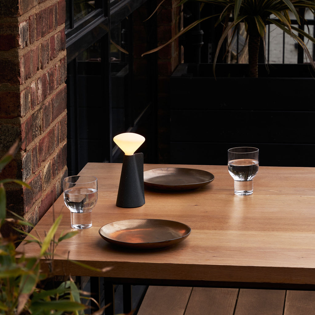 Lampe de cheminée portable en granit noir