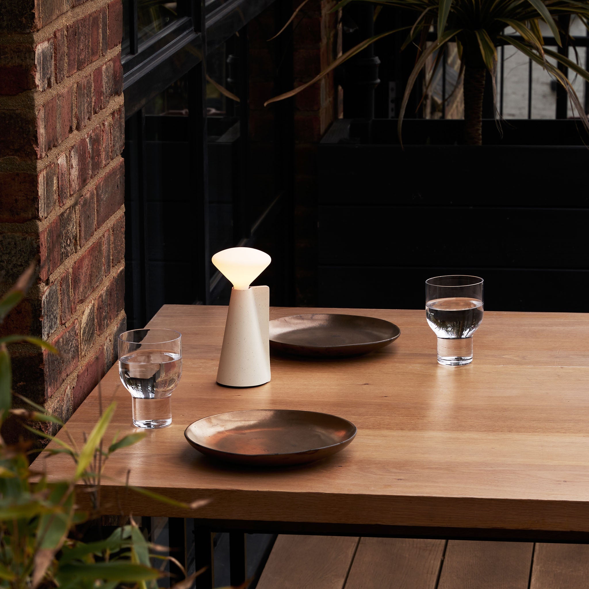 Lampe de cheminée portable en blanc pierre