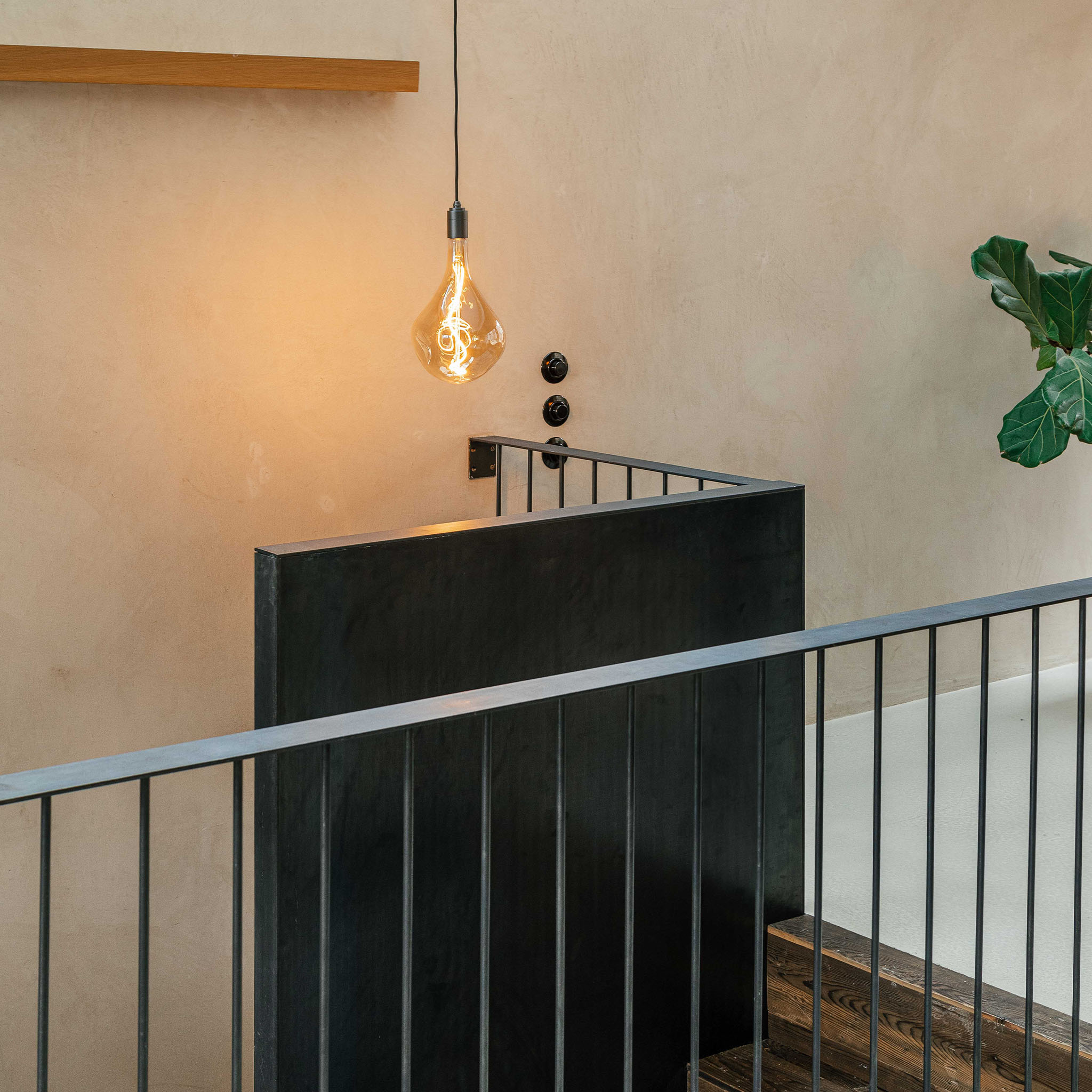 Suspension Voronoi III en noyer